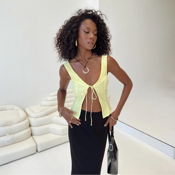 Princess Polly Little Lambs Lace Top In Lemon - Picture 7 of 7